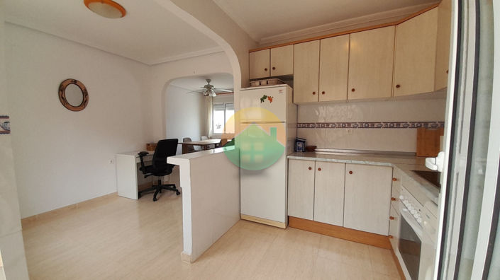 Image No.16-2 Bed Semi-Detached for sale