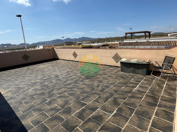 Image No.23-2 Bed Semi-Detached for sale