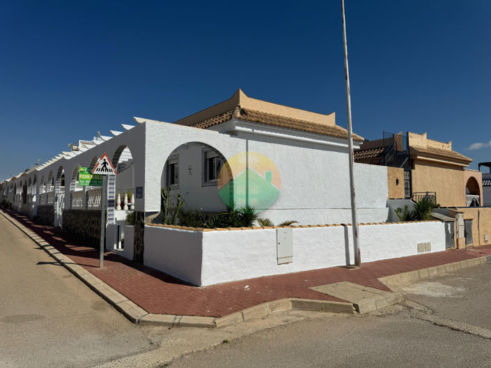 Image No.8-2 Bed Semi-Detached for sale