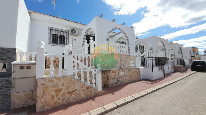 Image No.1-2 Bed House for sale