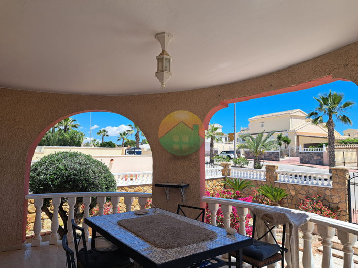 Image No.12-3 Bed Villa for sale