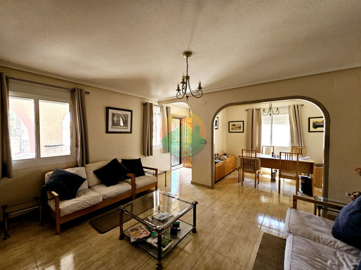 Image No.14-3 Bed Villa for sale