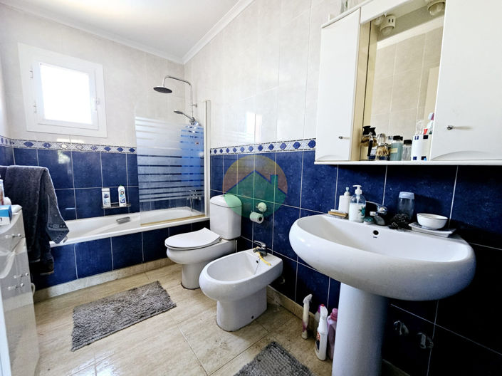 Image No.19-3 Bed Villa for sale