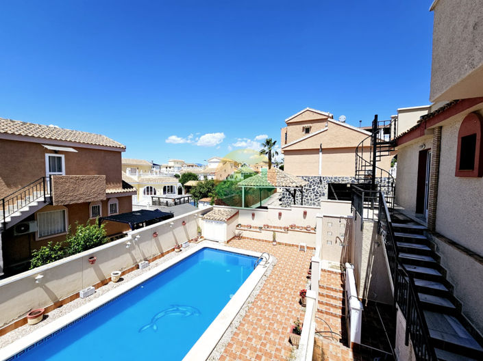 Image No.25-3 Bed Villa for sale