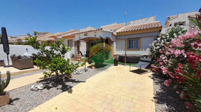 Image No.1-2 Bed Villa for sale