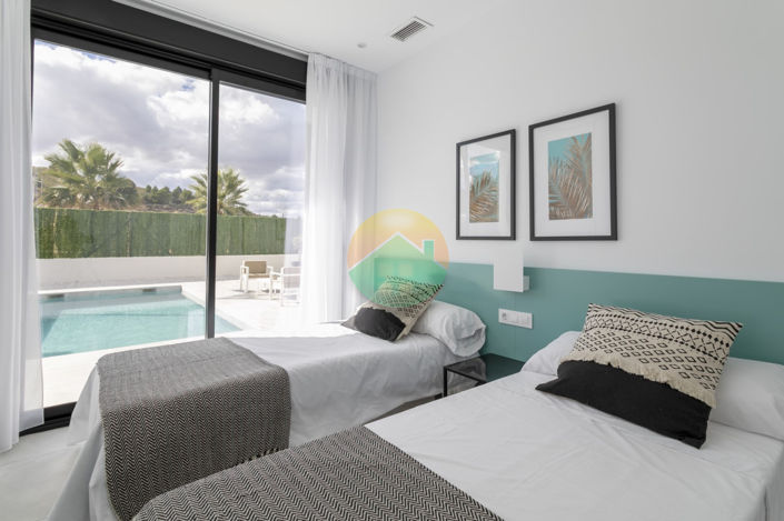 Image No.22-3 Bed Villa for sale