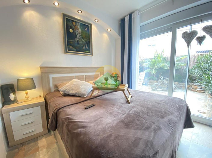 Image No.17-3 Bed Apartment for sale