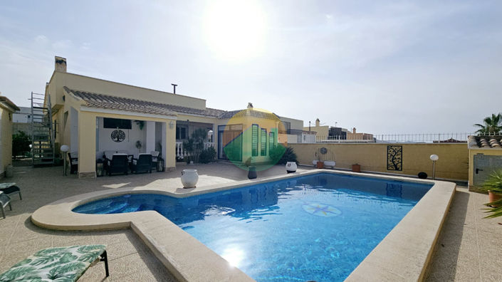 Image No.1-Villa de 2 chambres à vendre à Camposol