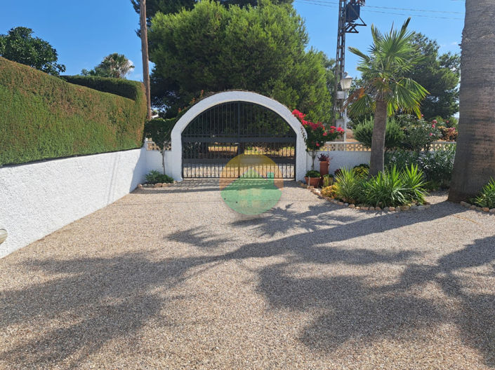 Image No.9-4 Bed Villa for sale