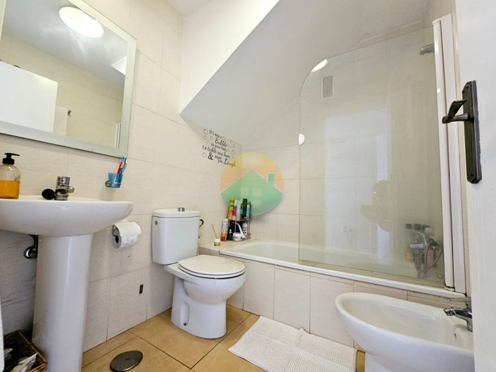 Image No.19-2 Bed Apartment for sale