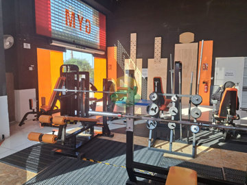 com05-6894747686eec