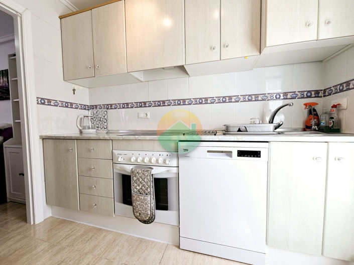 Image No.15-3 Bed House for sale