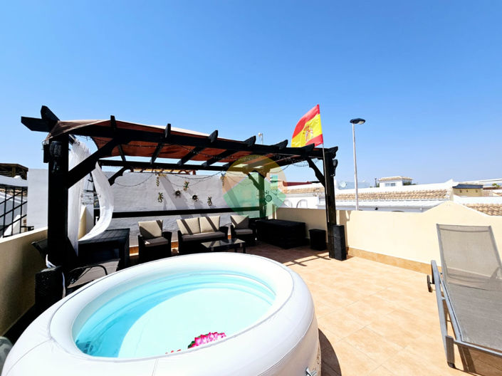 Image No.24-3 Bed House for sale