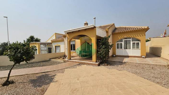 Image No.1-2 Bed Semi-Detached for sale
