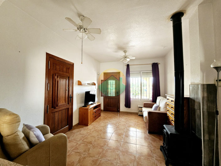 Image No.11-2 Bed Semi-Detached for sale