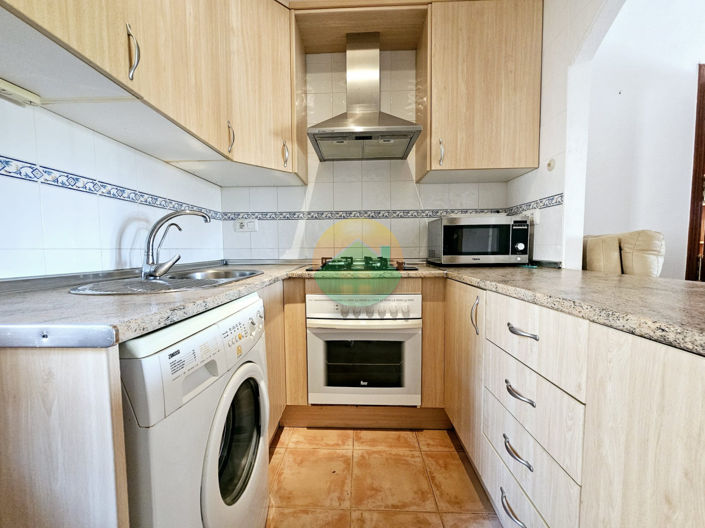 Image No.15-2 Bed Semi-Detached for sale