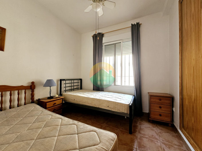 Image No.19-2 Bed Semi-Detached for sale