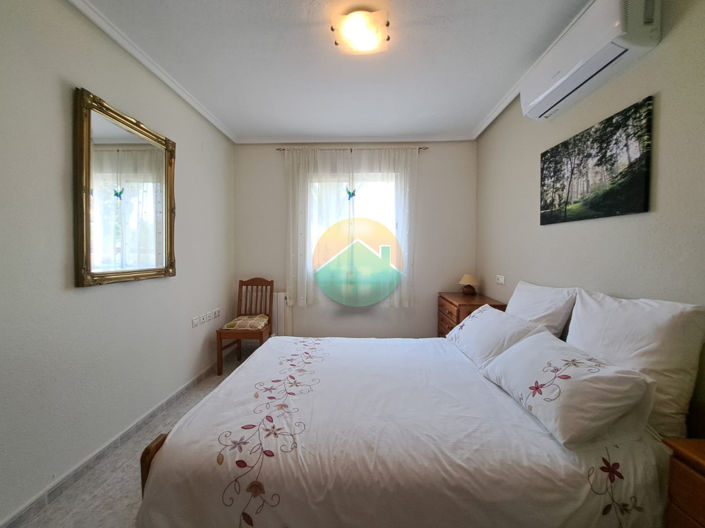 Image No.18-3 Bed Villa for sale