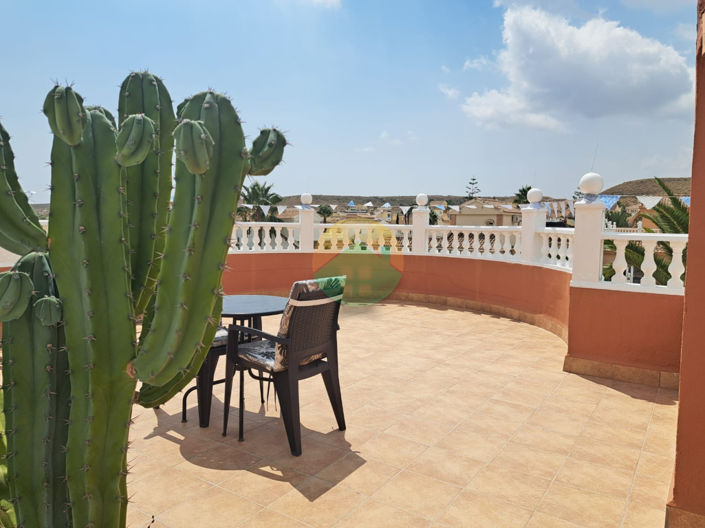 Image No.2-3 Bed Villa for sale