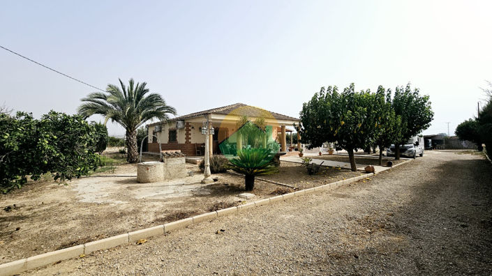 Image No.1-3 Bed Villa for sale
