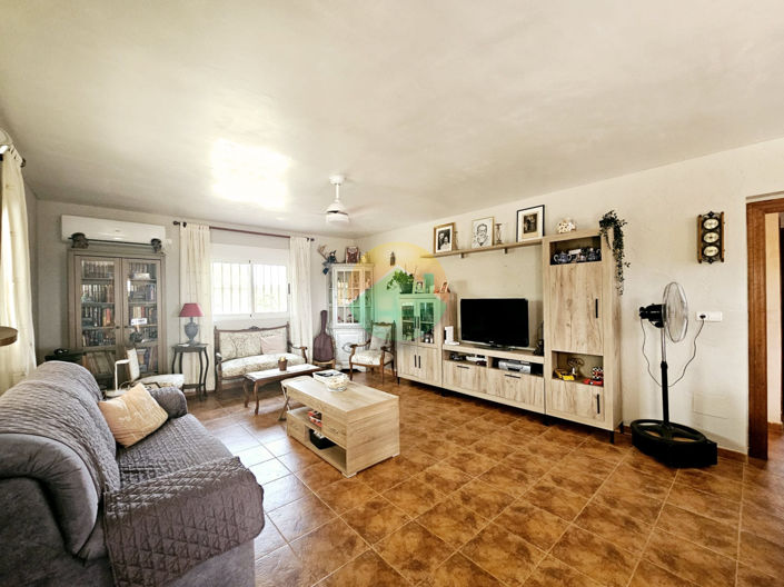 Image No.14-3 Bed Villa for sale