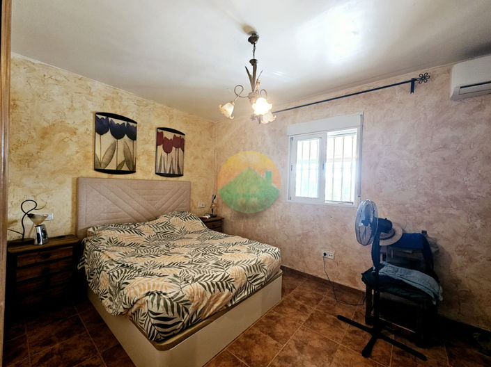 Image No.18-3 Bed Villa for sale