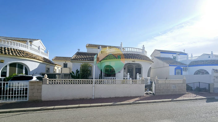 Image No.1-Villa de 3 chambres à vendre à Camposol