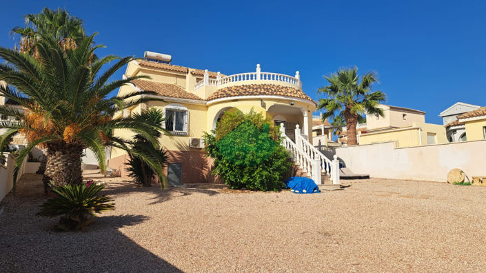 Image No.1-Villa de 3 chambres à vendre à Camposol