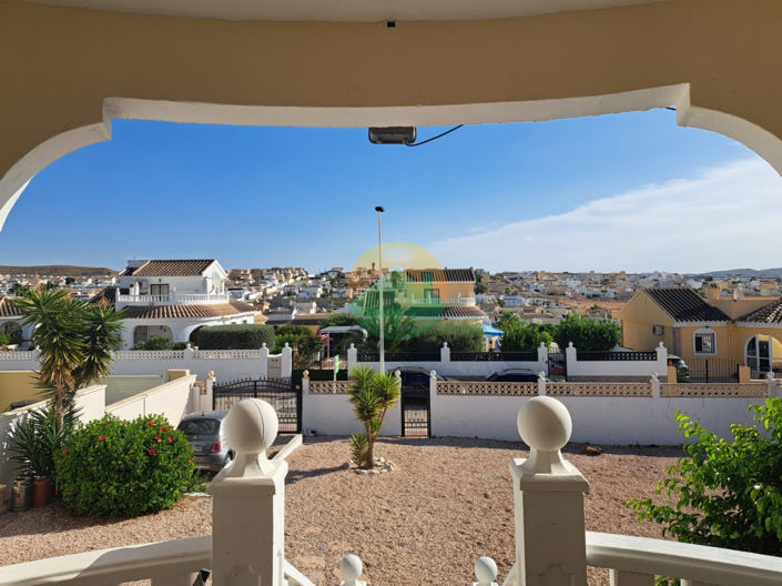 Image No.10-3 Bed Villa for sale