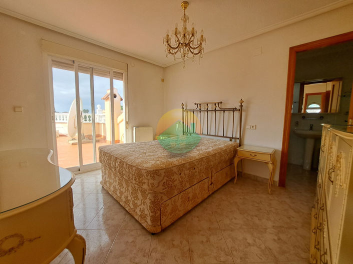 Image No.21-3 Bed Villa for sale