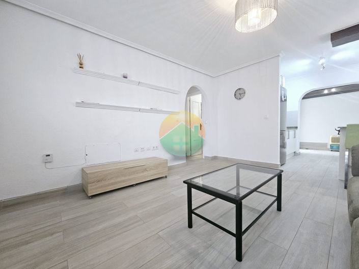 Image No.5-2 Bed House for sale