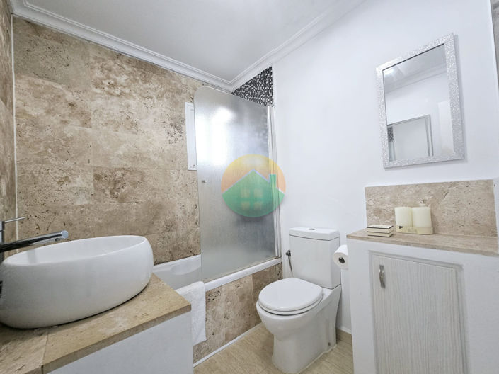 Image No.7-2 Bed House for sale