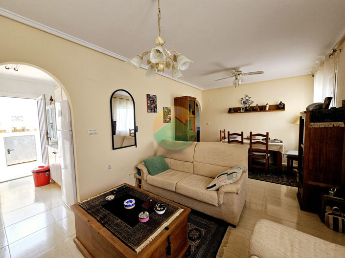 Image No.12-3 Bed Semi-Detached for sale