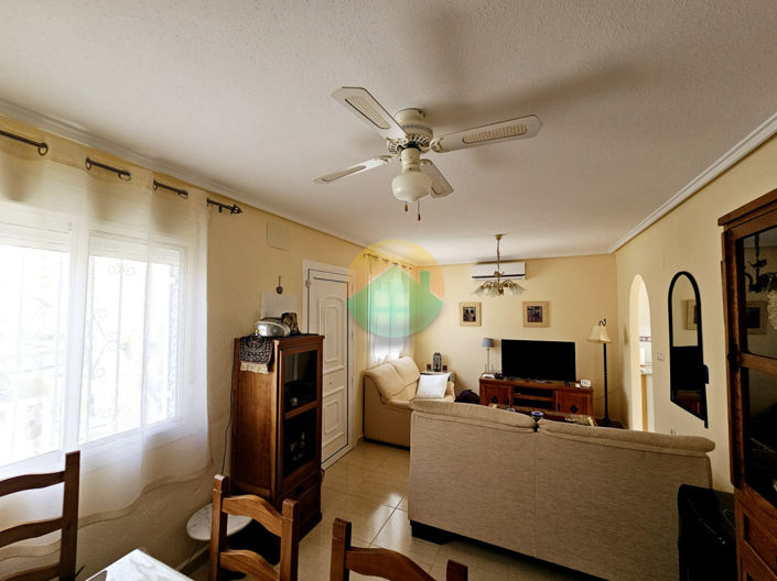 Image No.13-3 Bed Semi-Detached for sale