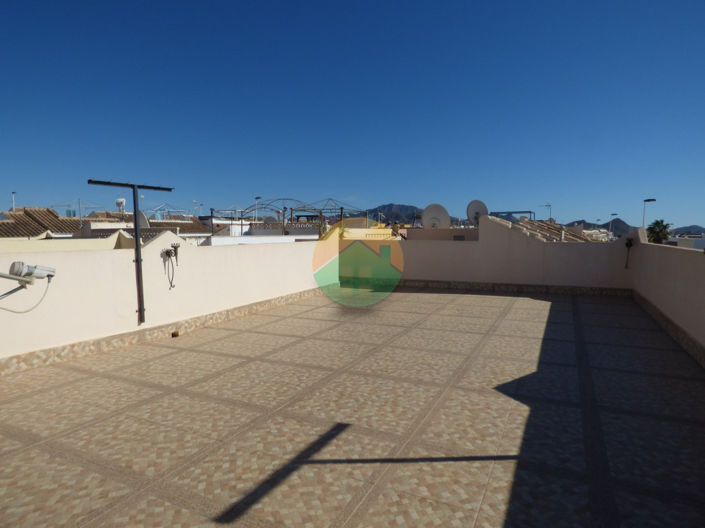 Image No.24-3 Bed Semi-Detached for sale