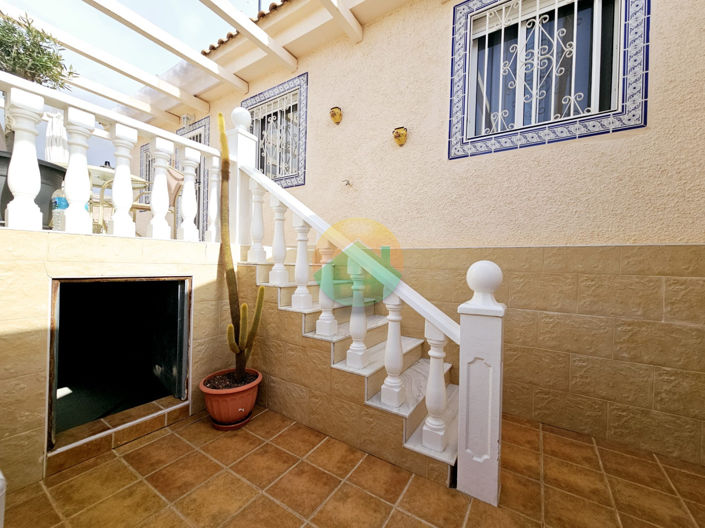 Image No.9-3 Bed Semi-Detached for sale