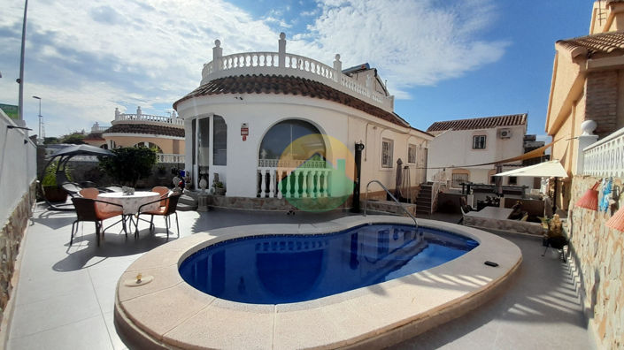 Image No.1-3 Bed Villa for sale