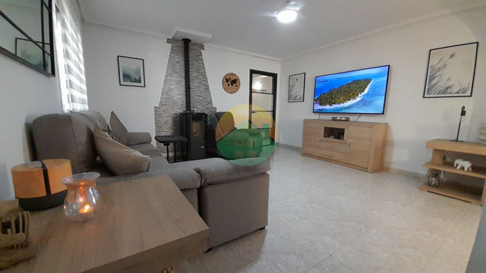 Image No.6-3 Bed Villa for sale