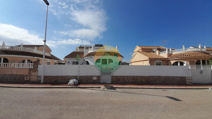 Image No.8-3 Bed Villa for sale