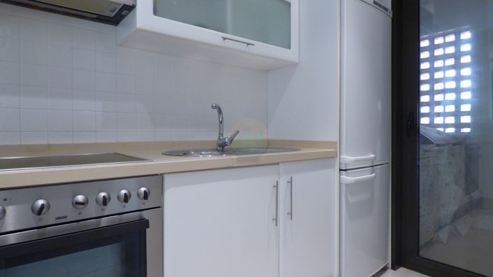 Image No.14-2 Bed House for sale