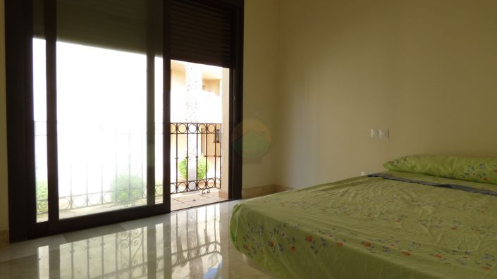 Image No.19-2 Bed House for sale