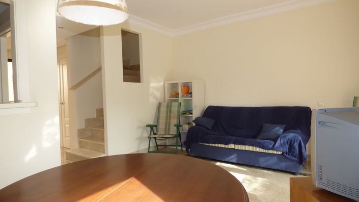 Image No.6-2 Bed House for sale