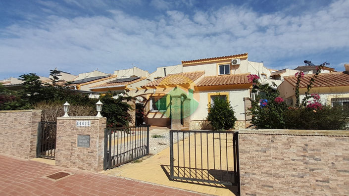 Image No.1-3 Bed Villa for sale