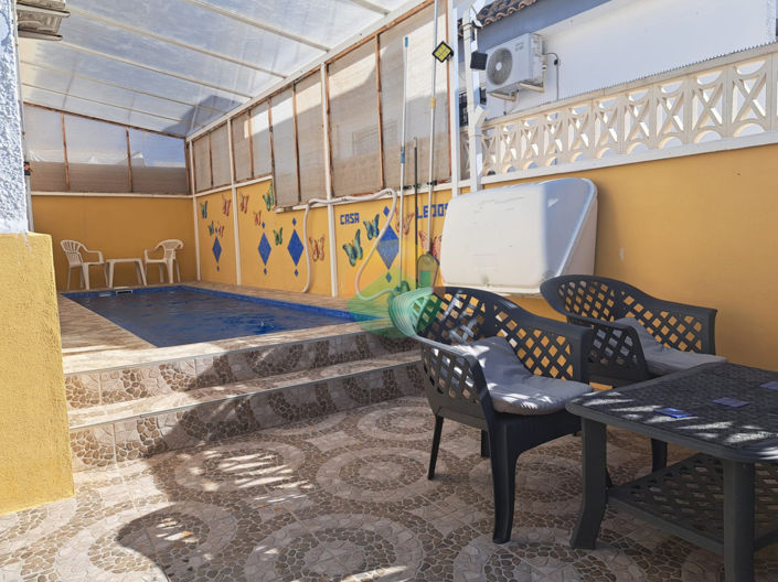 Image No.6-2 Bed Semi-Detached for sale