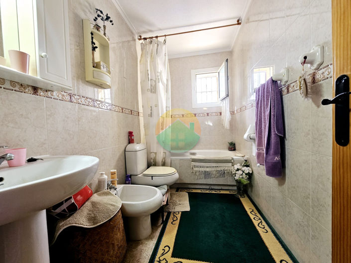 Image No.19-3 Bed Villa for sale