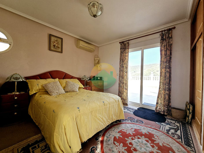 Image No.22-3 Bed Villa for sale