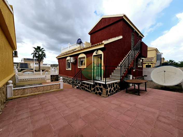 Image No.3-Villa de 3 chambres à vendre à Camposol