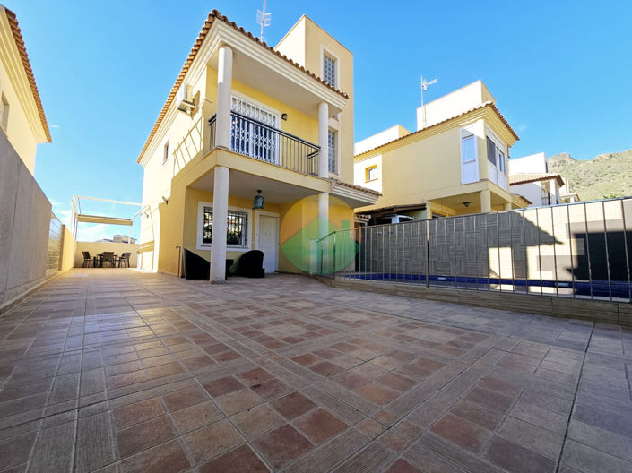 Image No.8-4 Bed Villa for sale