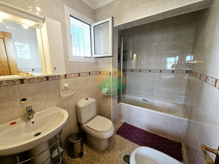 Image No.15-4 Bed Villa for sale