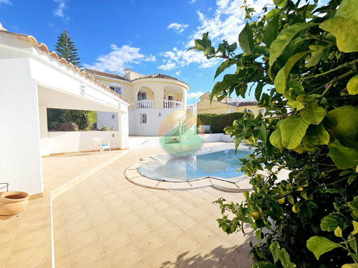 Image No.6-4 Bed Villa for sale